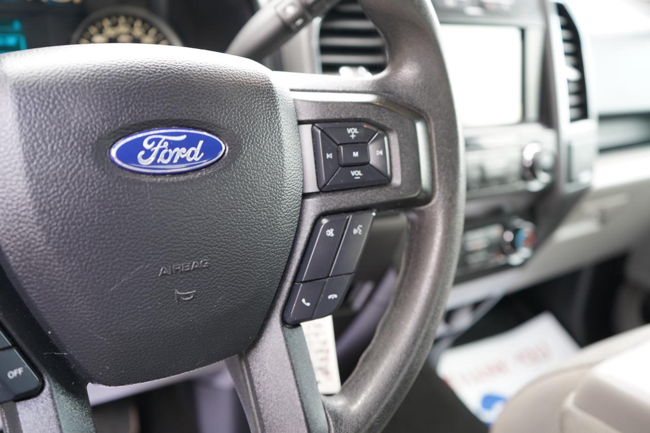 Ford F-150 XLT SuperCrew Short Bed 4WD 2019