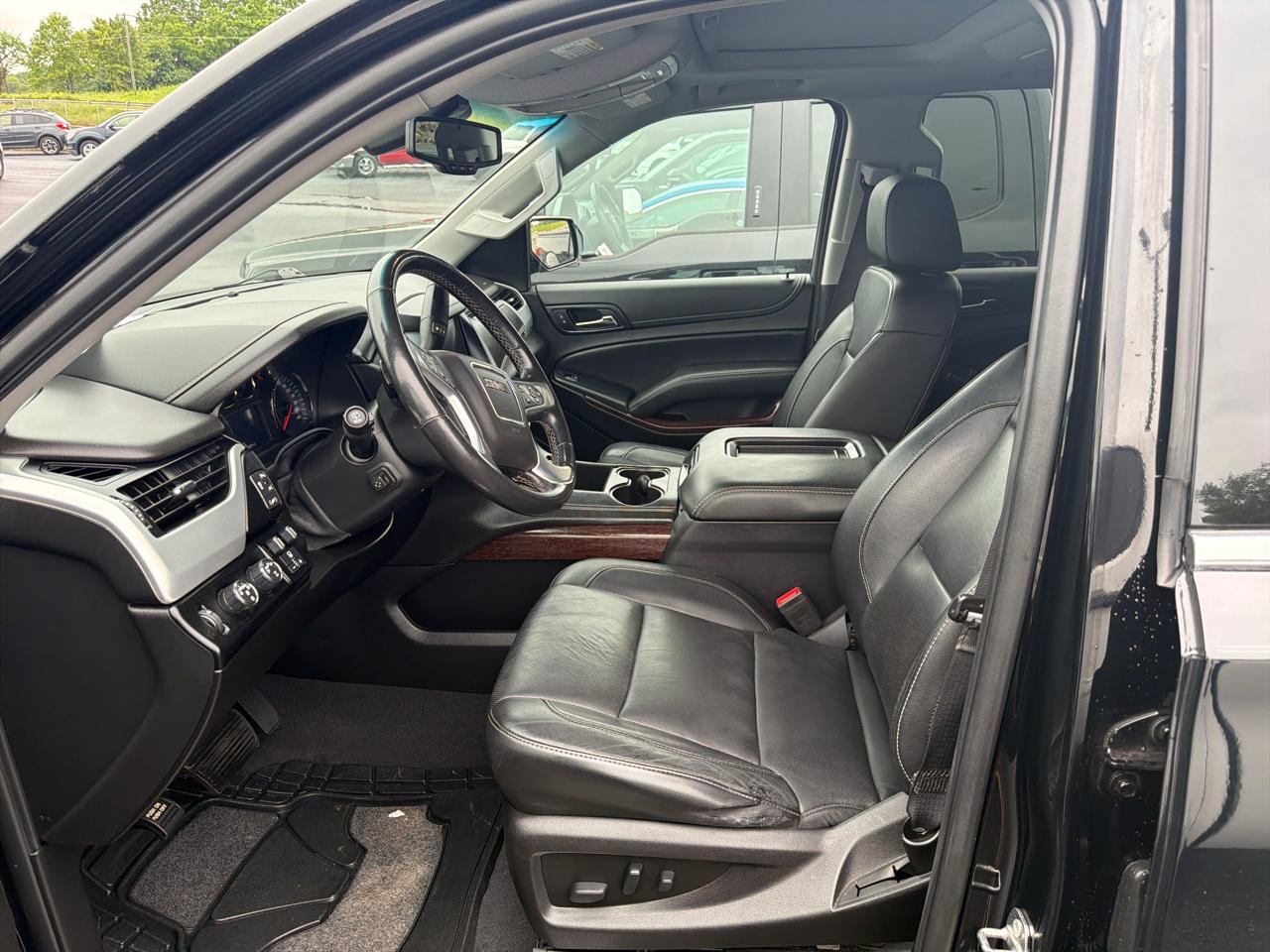 GMC Yukon 4WD 4dr SLT 2019
