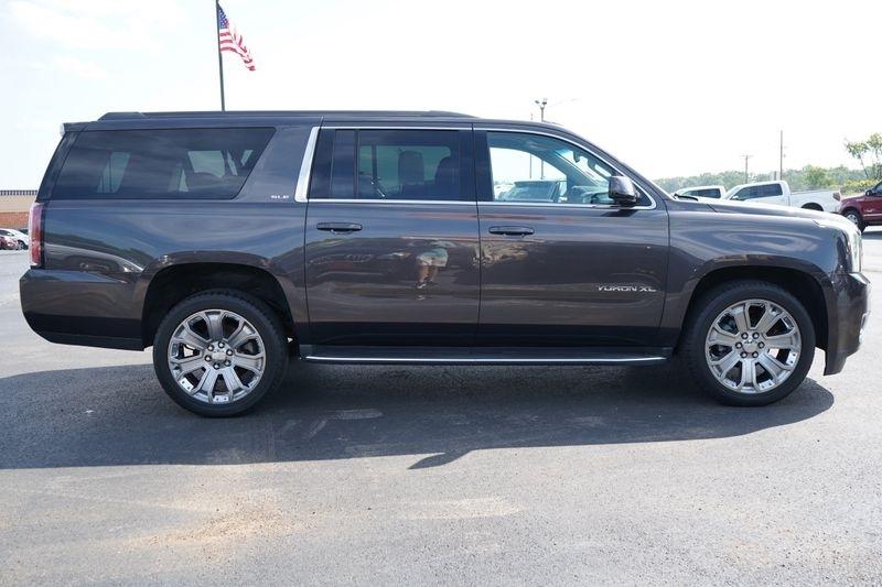 GMC Yukon XL 4WD 4dr SLE 2018