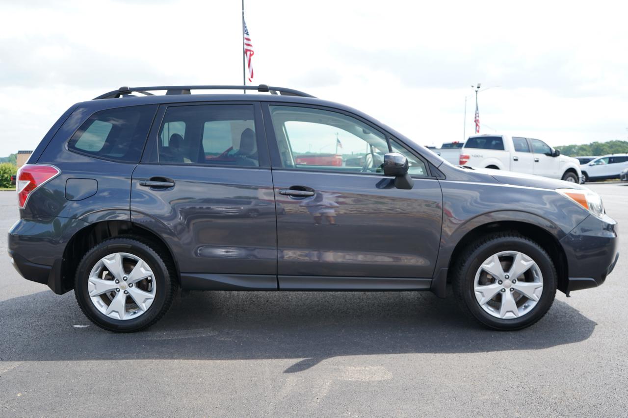 Subaru Forester 4dr CVT 2.5i Premium PZEV 2016