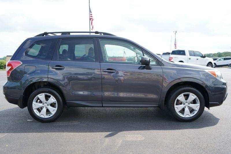 Subaru Forester 4dr CVT 2.5i Premium PZEV 2016
