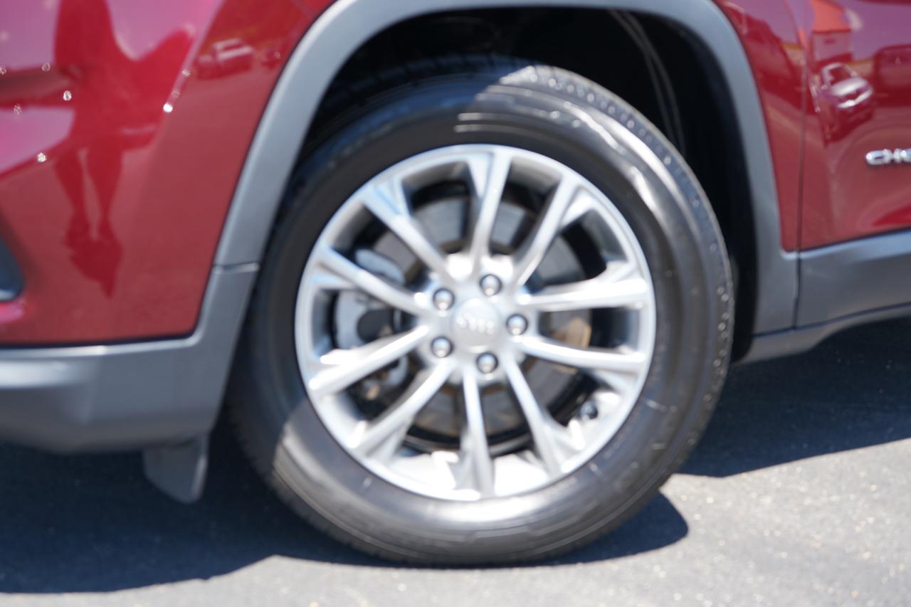 Jeep Cherokee Latitude Plus FWD 2019