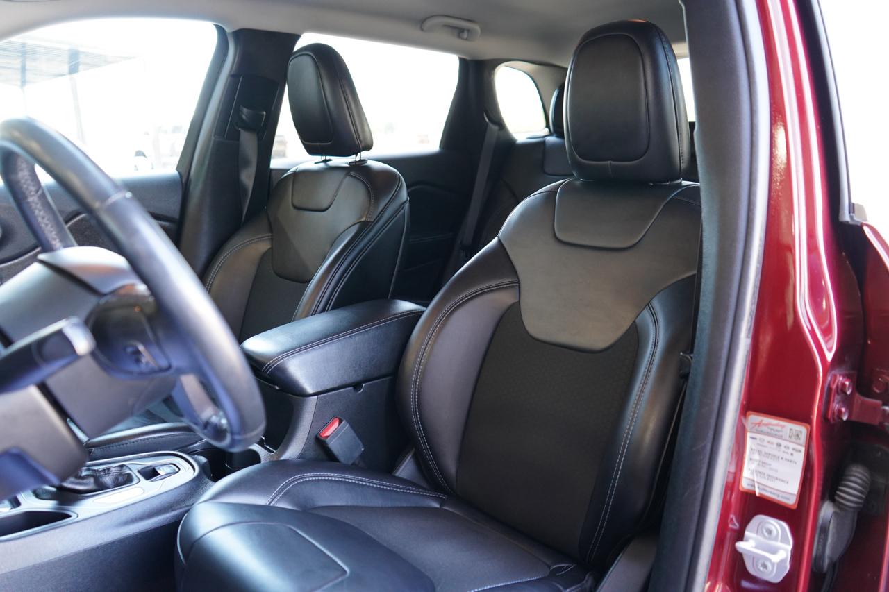 Jeep Cherokee Latitude Plus FWD 2019