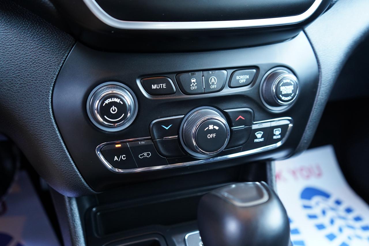 Jeep Cherokee Latitude Plus FWD 2019