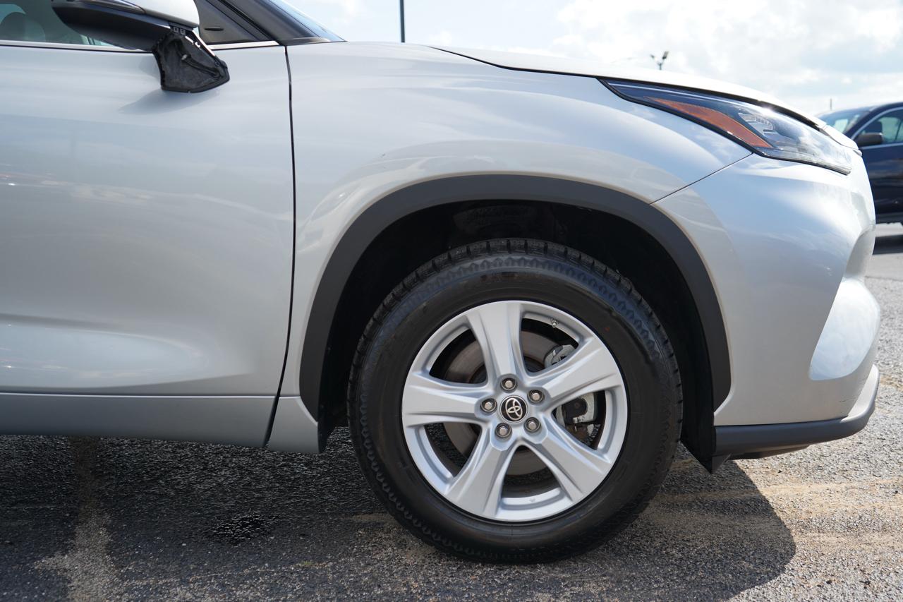 Toyota Highlander LE FWD (Natl) 2020