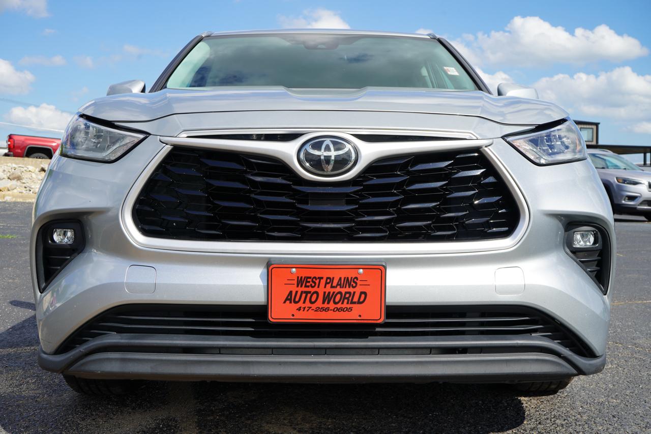 Toyota Highlander LE FWD (Natl) 2020
