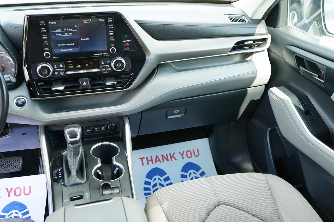 Toyota Highlander LE FWD (Natl) 2020