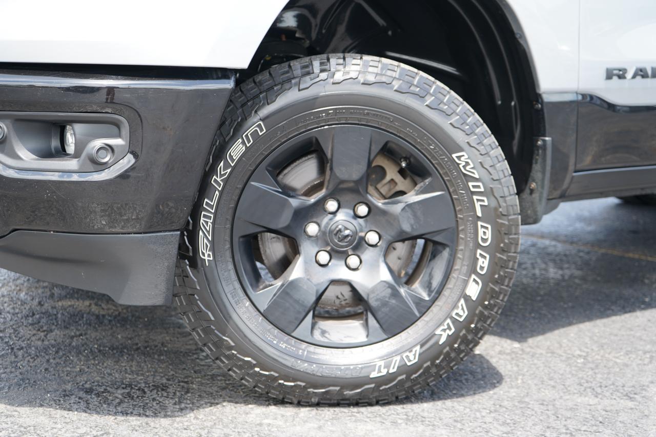 RAM 1500 Big Horn 4x4 Crew Cab 5'7" Box 2022