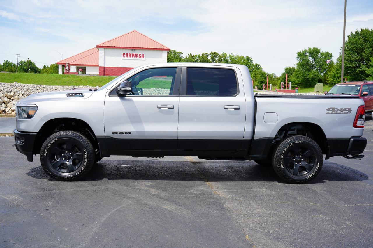 RAM 1500 Big Horn 4x4 Crew Cab 5'7" Box 2022