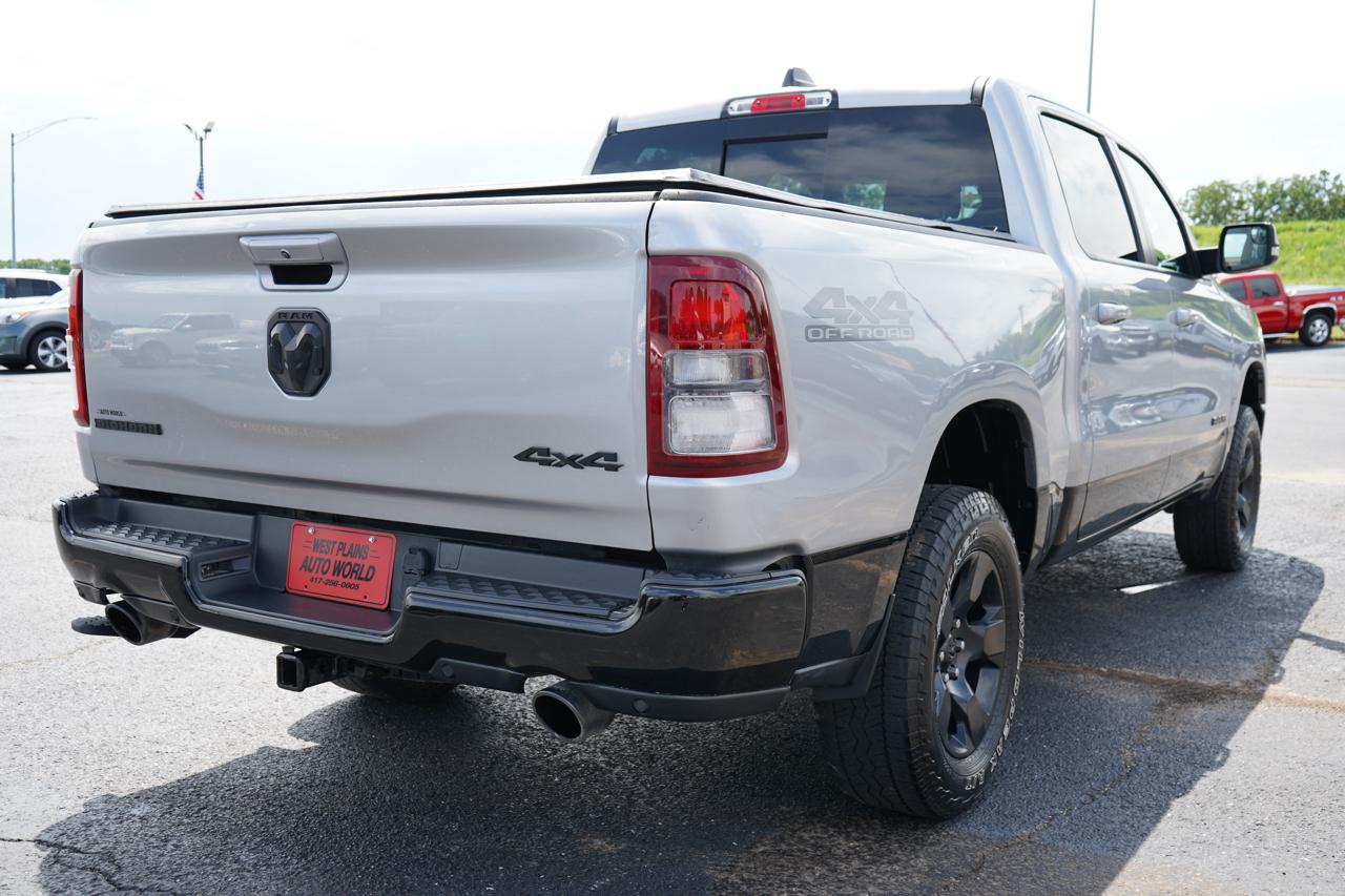 RAM 1500 Big Horn 4x4 Crew Cab 5'7" Box 2022