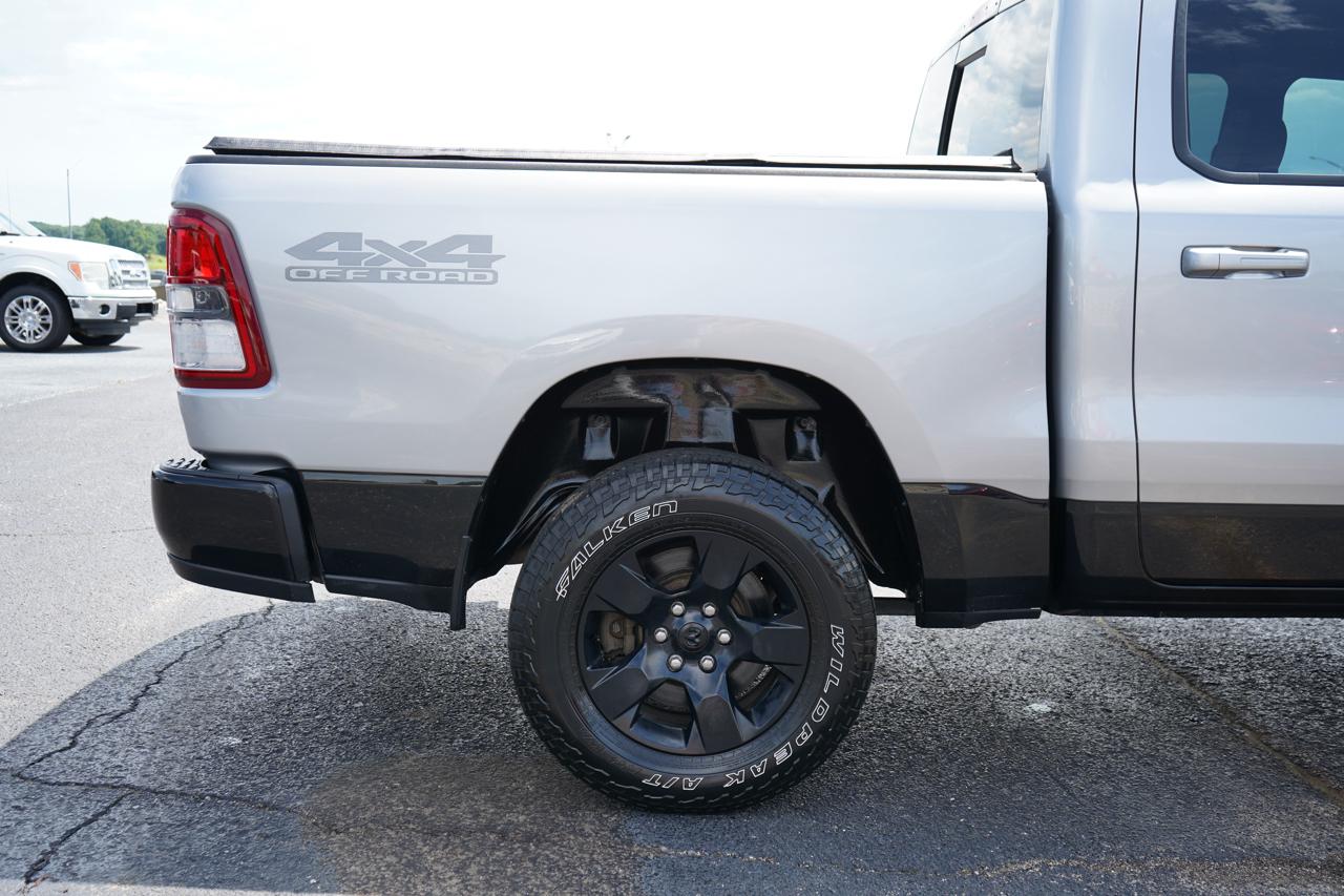 RAM 1500 Big Horn 4x4 Crew Cab 5'7" Box 2022
