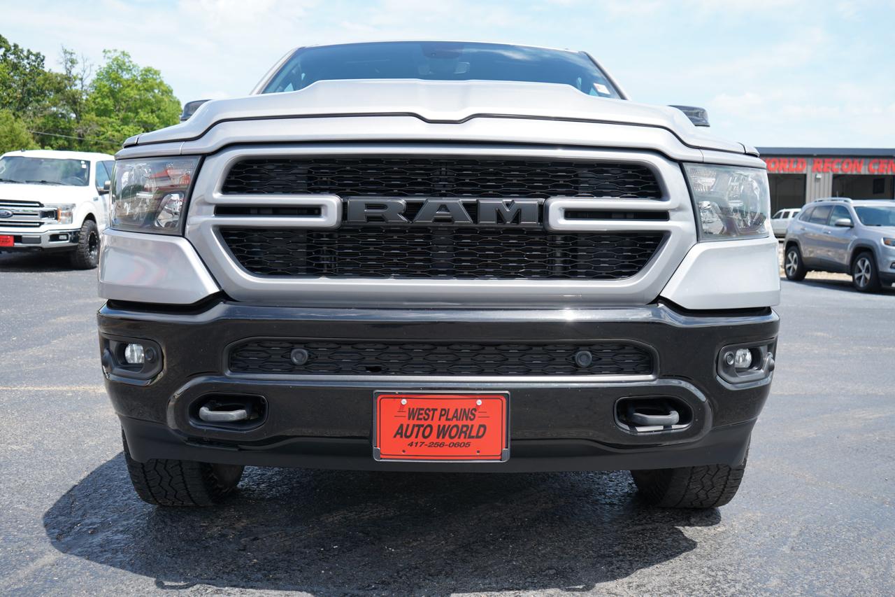 RAM 1500 Big Horn 4x4 Crew Cab 5'7" Box 2022