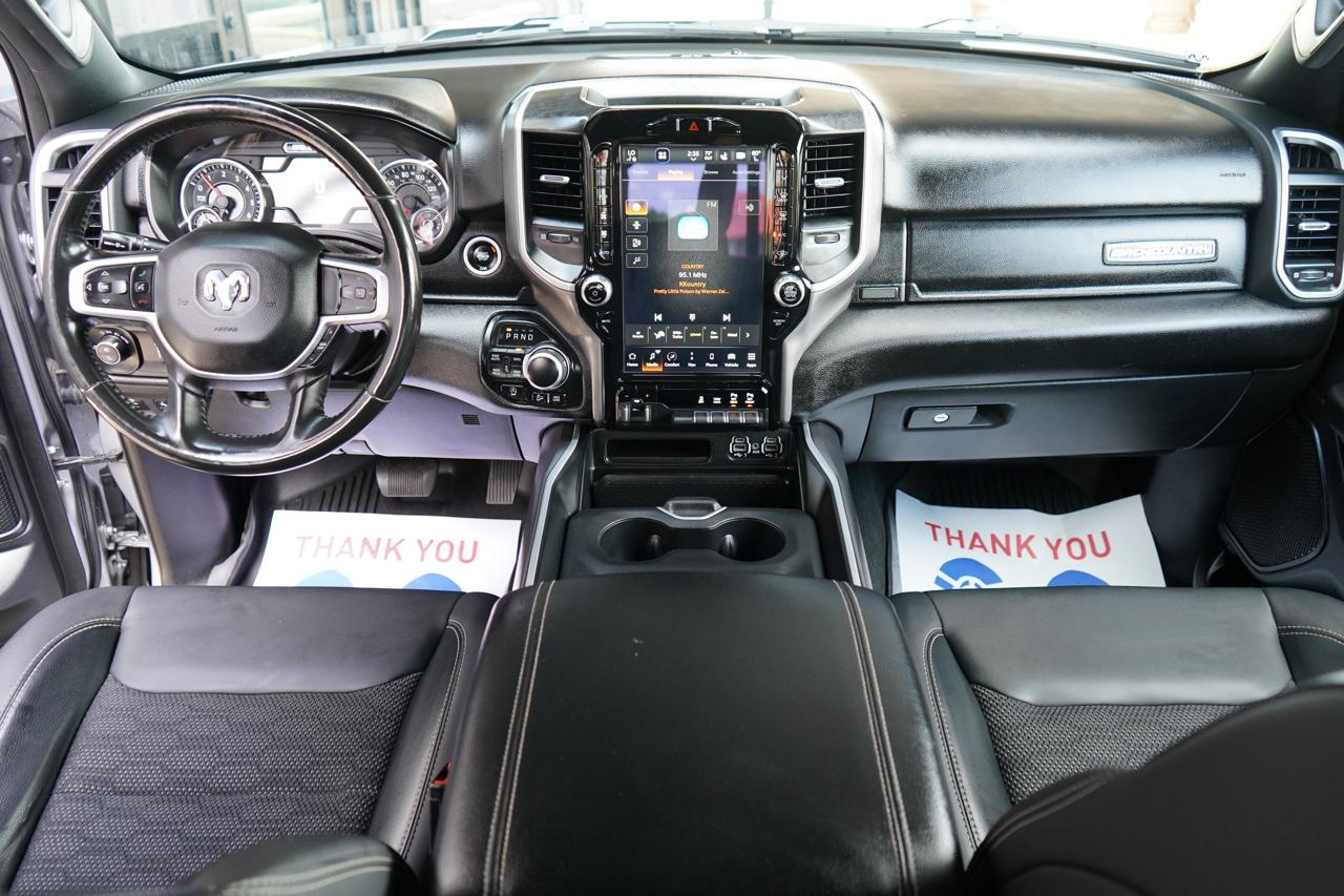 RAM 1500 Big Horn 4x4 Crew Cab 5'7" Box 2022