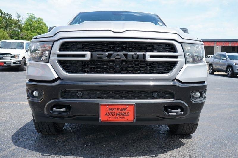 RAM 1500 Big Horn 4x4 Crew Cab 5'7" Box 2022