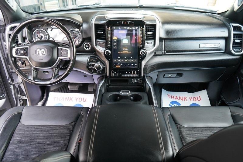 RAM 1500 Big Horn 4x4 Crew Cab 5'7" Box 2022