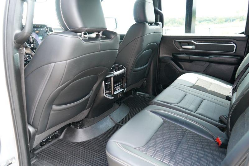 RAM 1500 Big Horn 4x4 Crew Cab 5'7" Box 2022
