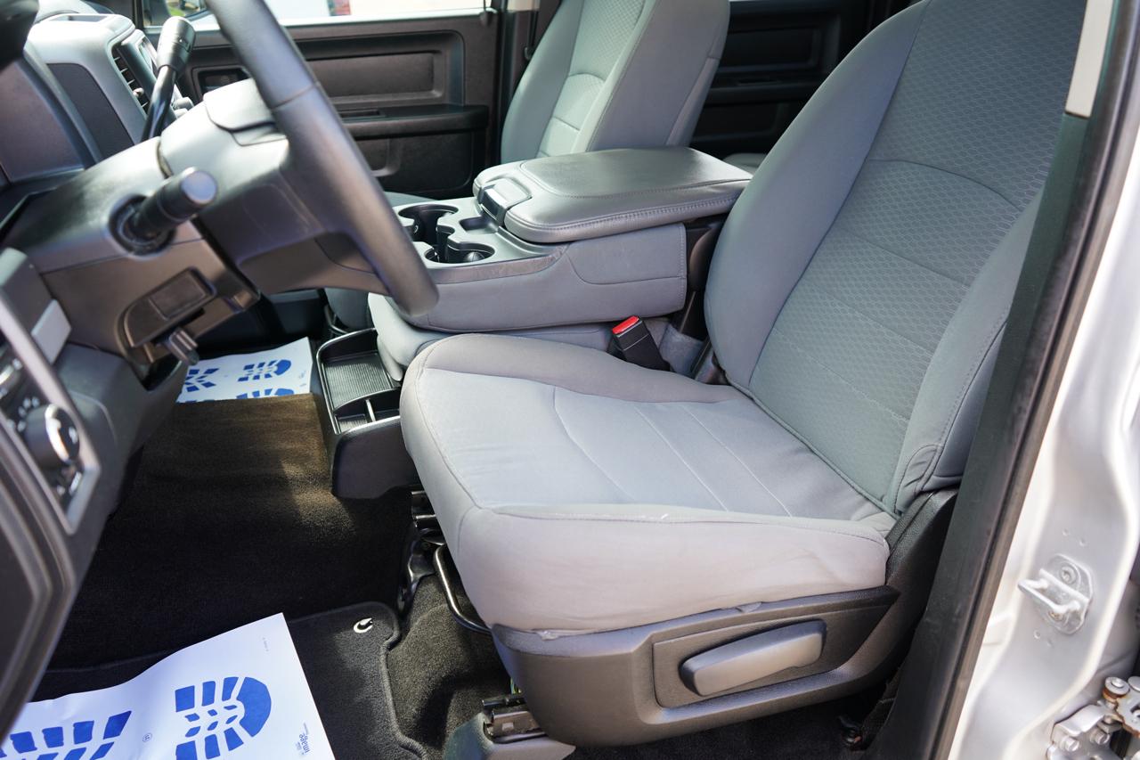 RAM 1500 4WD Crew Cab 140.5" Express 2014