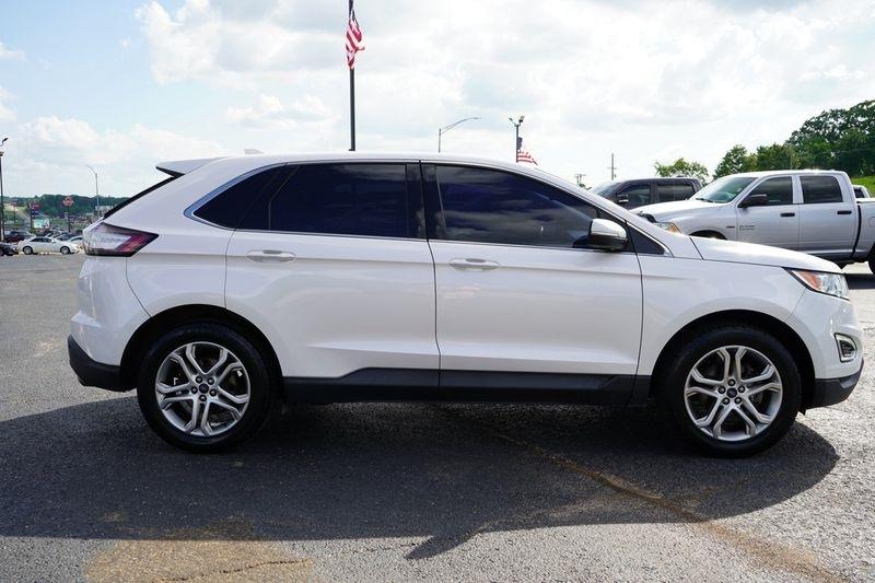 Ford Edge 4dr Titanium FWD 2016
