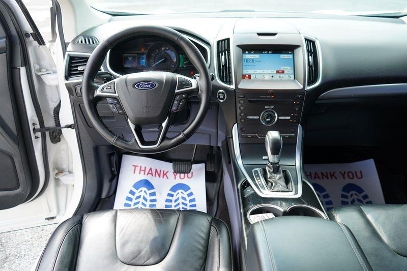 Ford Edge 4dr Titanium FWD 2016
