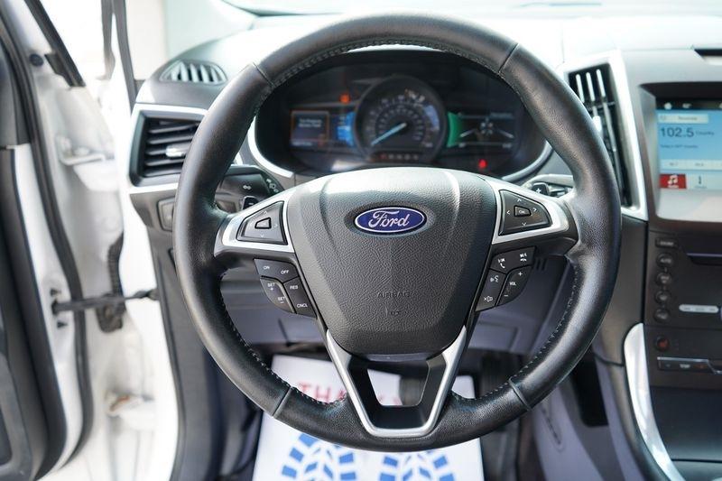 Ford Edge 4dr Titanium FWD 2016