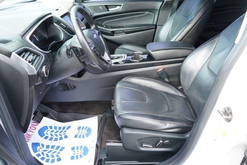 Ford Edge 4dr Titanium FWD 2016