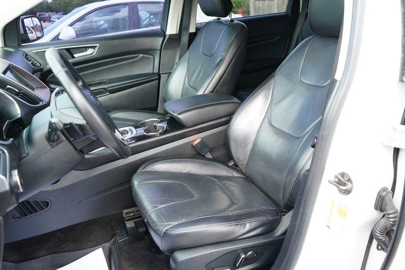 Ford Edge 4dr Titanium FWD 2016