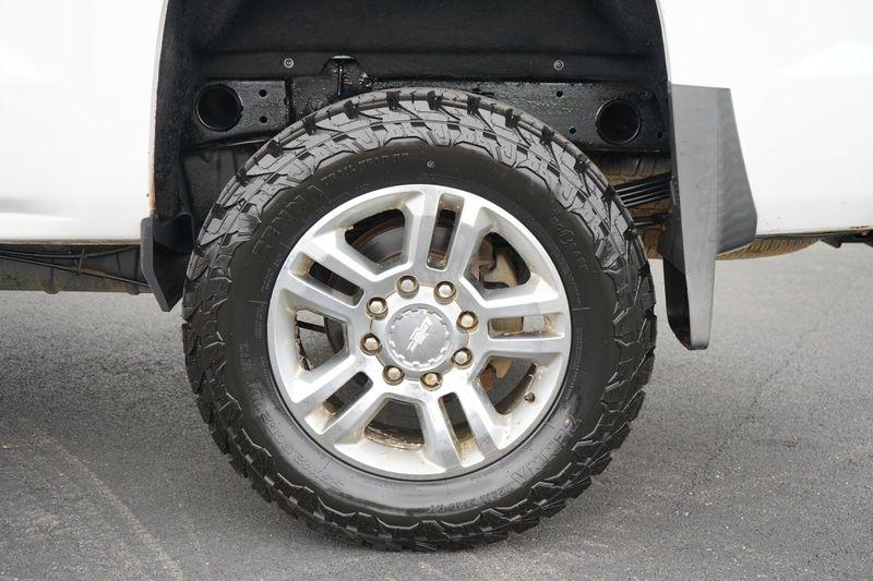 Chevrolet Silverado 2500HD 4WD Crew Cab 153.7" High Country 2017