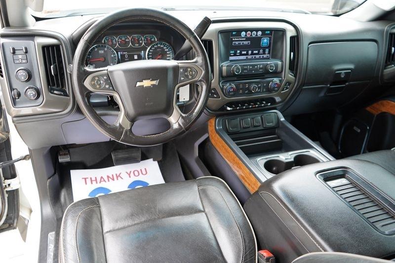 Chevrolet Silverado 2500HD 4WD Crew Cab 153.7" High Country 2017