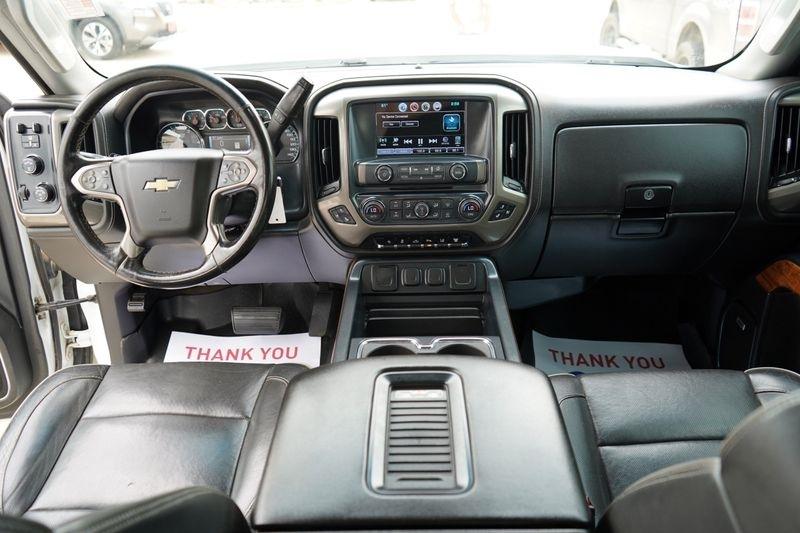 Chevrolet Silverado 2500HD 4WD Crew Cab 153.7" High Country 2017