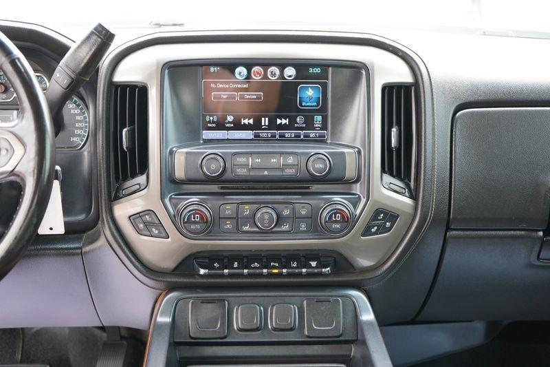 Chevrolet Silverado 2500HD 4WD Crew Cab 153.7" High Country 2017