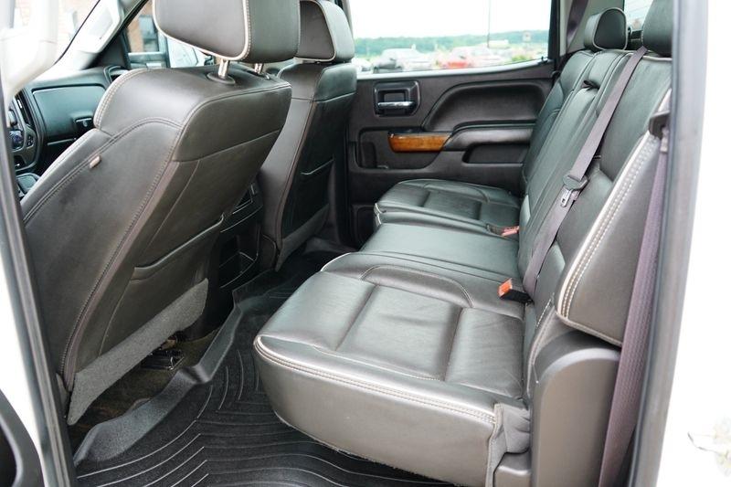 Chevrolet Silverado 2500HD 4WD Crew Cab 153.7" High Country 2017