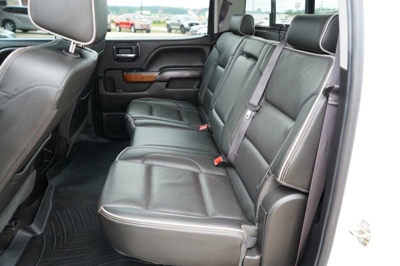 Chevrolet Silverado 2500HD 4WD Crew Cab 153.7" High Country 2017