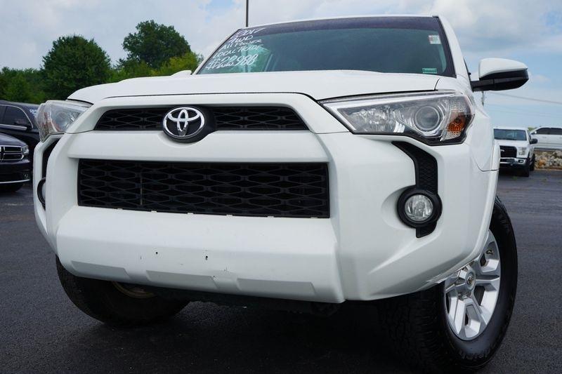 Toyota 4Runner TRD Off Road Premium 4WD (Natl) 2017