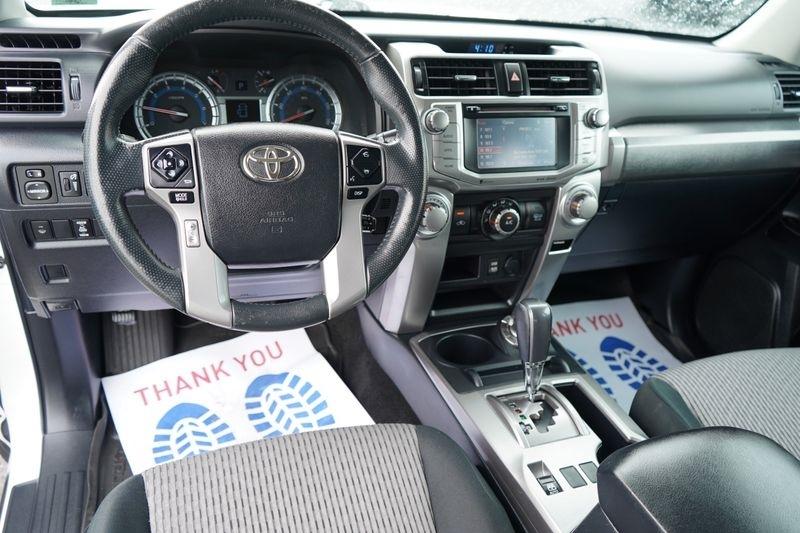 Toyota 4Runner TRD Off Road Premium 4WD (Natl) 2017