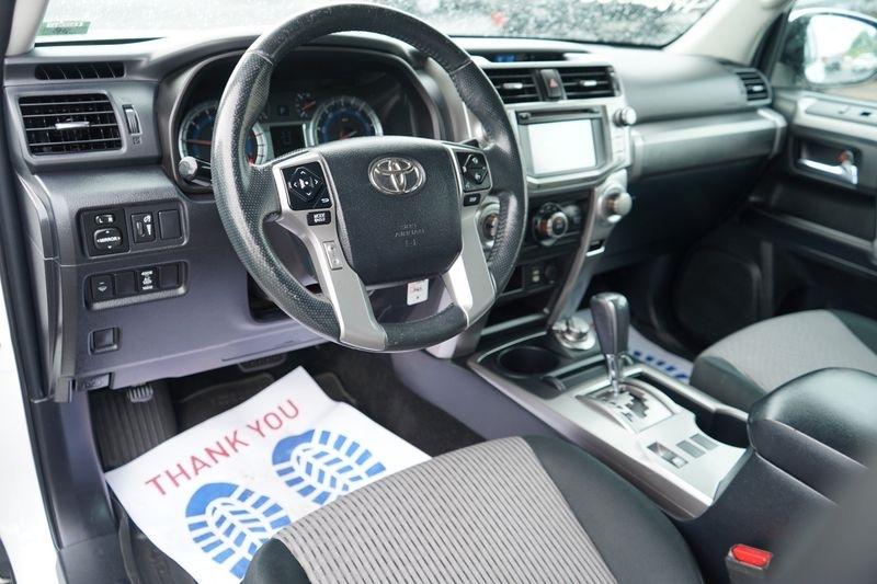 Toyota 4Runner TRD Off Road Premium 4WD (Natl) 2017