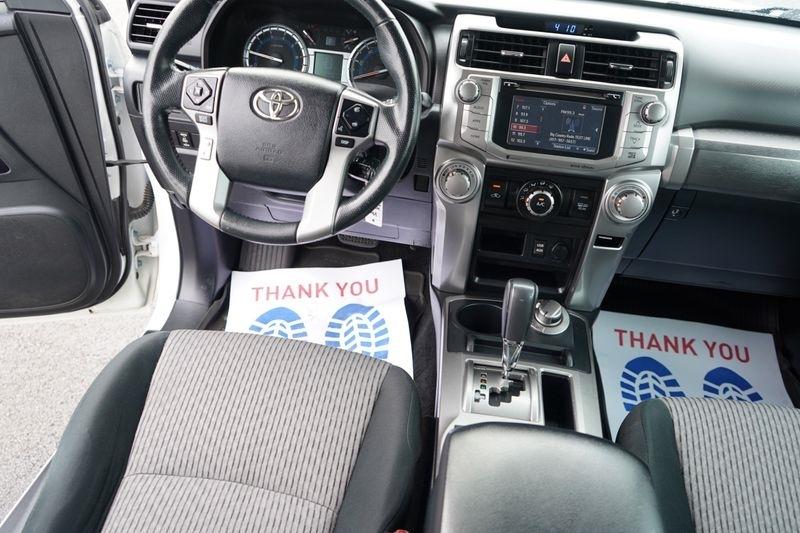 Toyota 4Runner TRD Off Road Premium 4WD (Natl) 2017