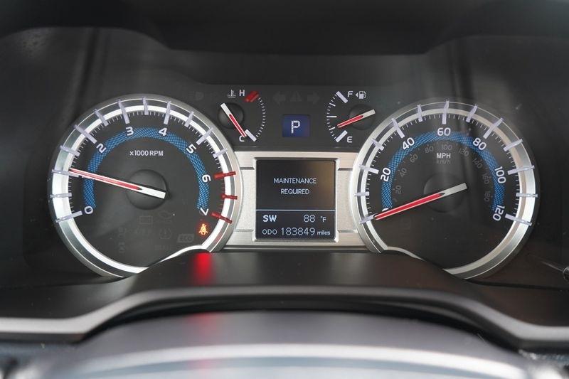 Toyota 4Runner TRD Off Road Premium 4WD (Natl) 2017