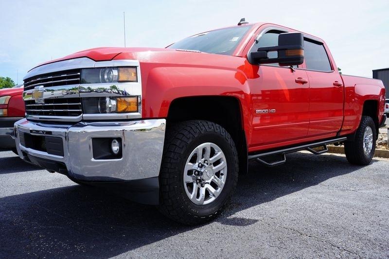 2017 Chevrolet Silverado 2500HD 4WD Crew Cab 153.7" LT