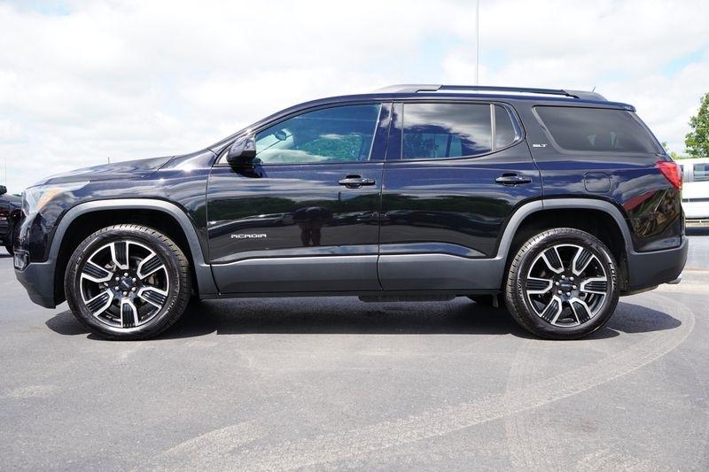 GMC Acadia FWD 4dr SLT w/SLT-1 2019