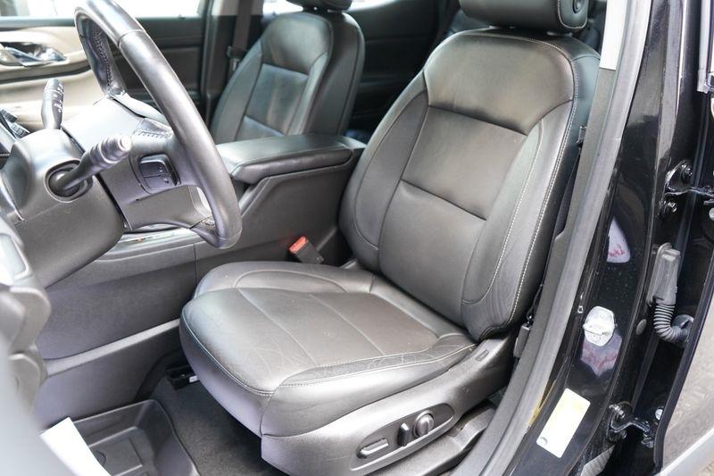 GMC Acadia FWD 4dr SLT w/SLT-1 2019