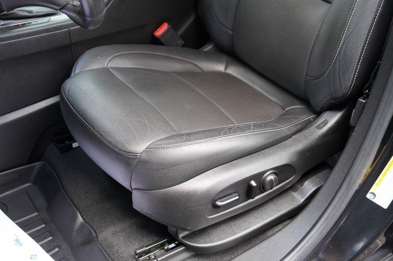 GMC Acadia FWD 4dr SLT w/SLT-1 2019