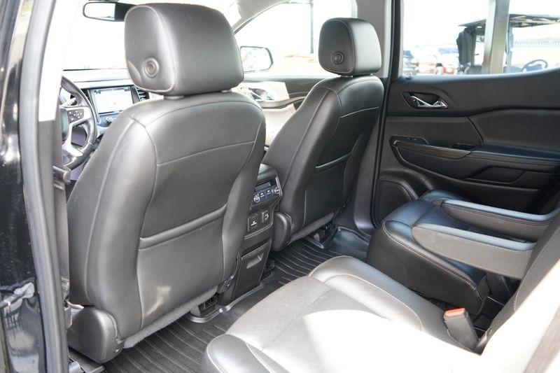 GMC Acadia FWD 4dr SLT w/SLT-1 2019