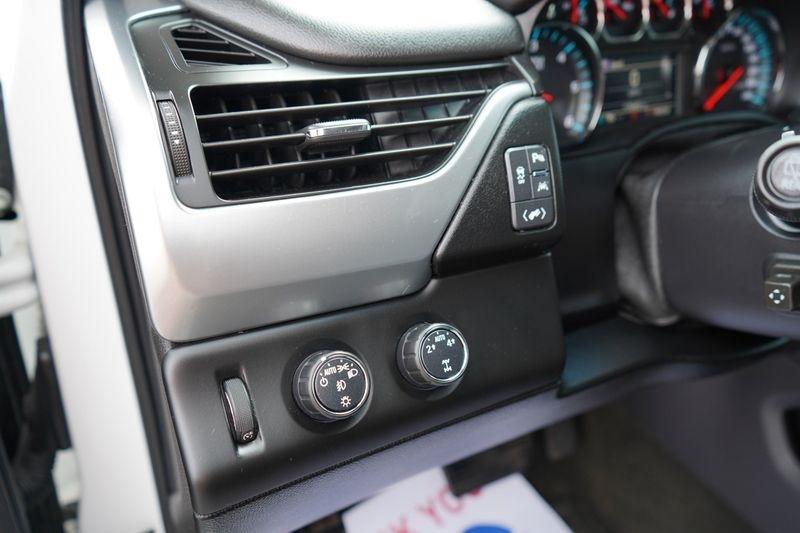 Chevrolet Suburban 4WD 4dr 1500 LT 2016