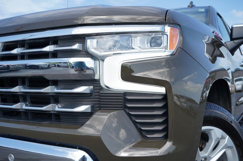Chevrolet Silverado 1500 4WD Crew Cab 147" LTZ 2023