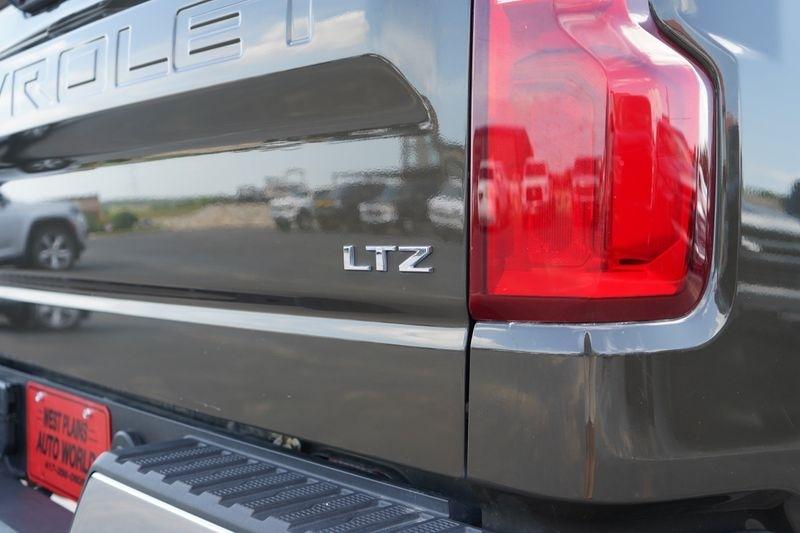 Chevrolet Silverado 1500 4WD Crew Cab 147" LTZ 2023