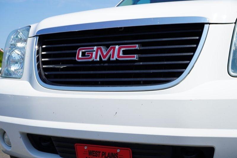 GMC Yukon 4WD 4dr SLT 2014