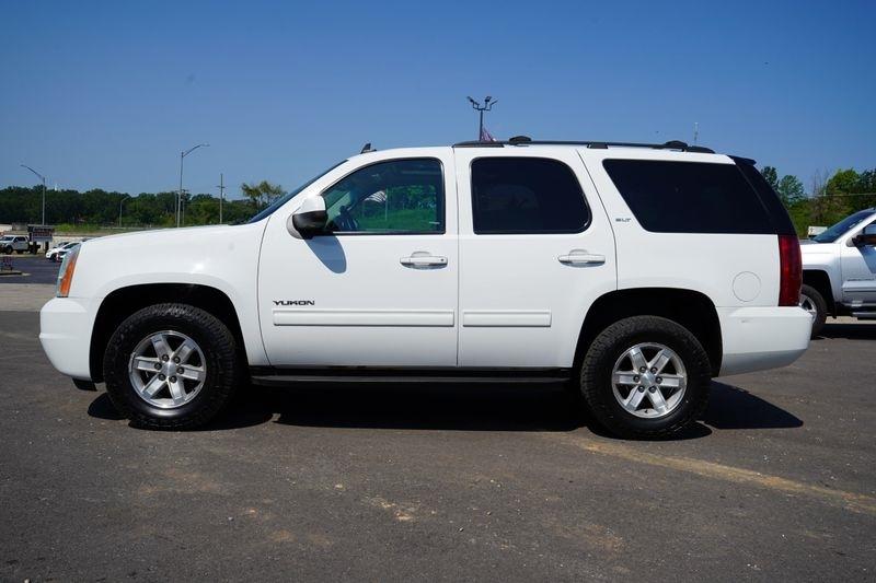 GMC Yukon 4WD 4dr SLT 2014