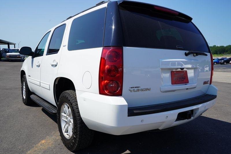 GMC Yukon 4WD 4dr SLT 2014