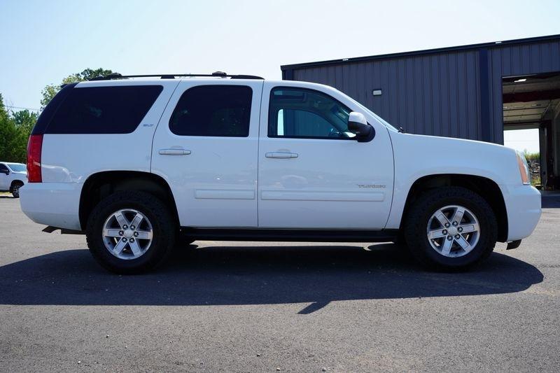 GMC Yukon 4WD 4dr SLT 2014