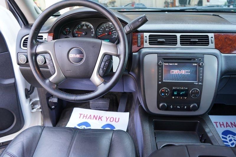 GMC Yukon 4WD 4dr SLT 2014